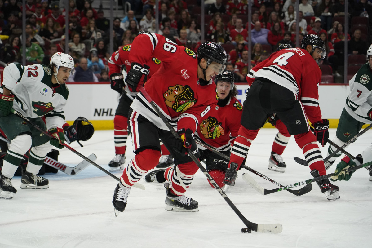 Chicago Blackhawks Finalize Opening Night Roster Tweak Projected