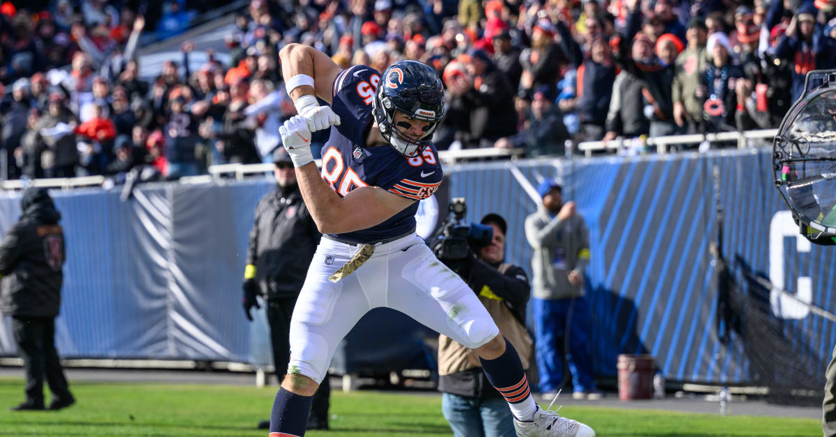 Should The Chicago Bears Prioritize Re-signing Cole Kmet? - On Tap ...