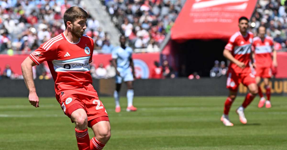 Chicago Fire's Jonathan Dean Reflects on Suffering Collapsed Lung, Quickly Returning to the Pitch