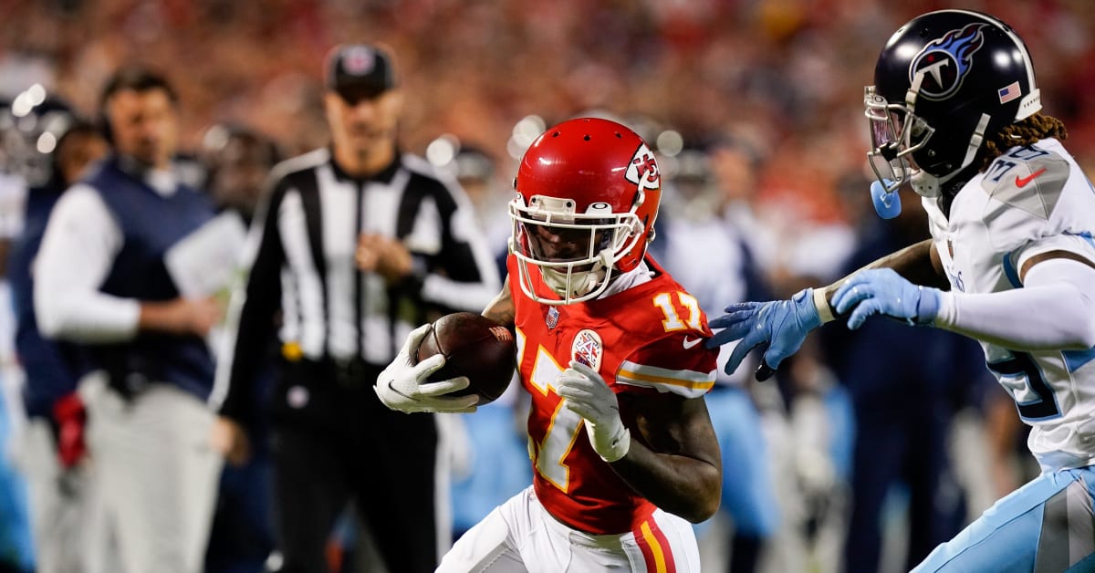 Mecole Hardman of the Kansas City Chiefs runs the ball against the