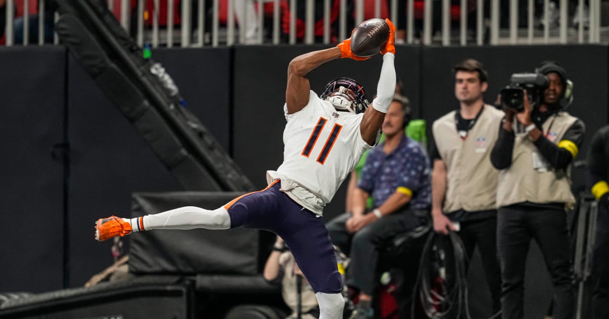 Bears lose leading WR Darnell Mooney for season with ankle injury