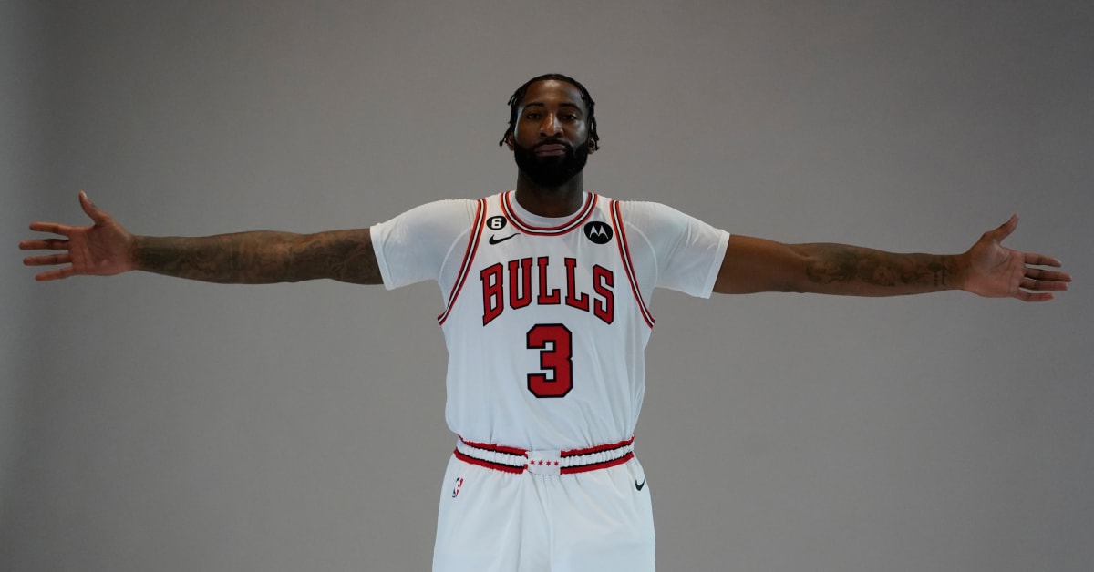 Andre Drummond matches a Chicago Bulls rebounding mark set by