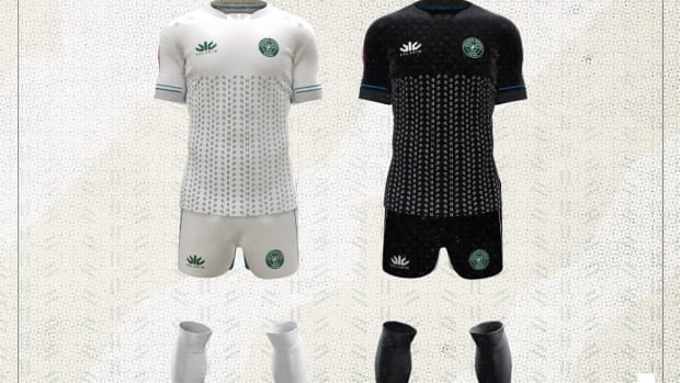 The Chicago Hounds released their 2023 home and away kits for their inaugural season of competition. Their all white kits will be worn at home, while their all black kits will be sported on the road.