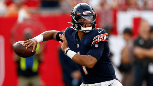 Justin Fields Chicago Bears Win Total 2022