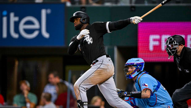 Aug 7, 2022; Arlington, Texas, USA; Chicago White Sox center fielder Luis Robert (88) in action during the game between the Texas Rangers and the Chicago White Sox at Globe Life Field.