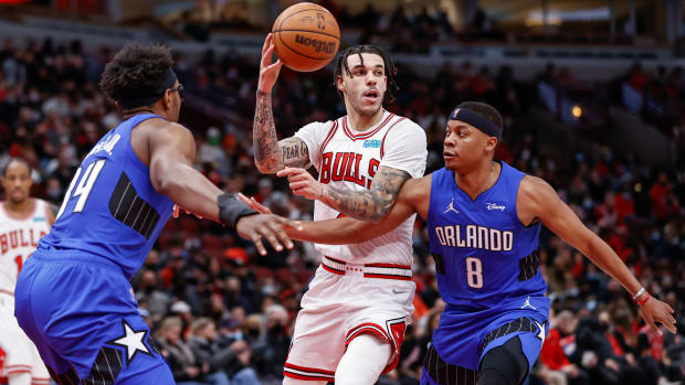 Jan 3, 2022; Chicago, Illinois, USA; Chicago Bulls guard Lonzo Ball (2) passes the ball against the Orlando Magic during the second half at United Center.