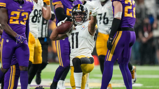 Dec 9, 2021; Minneapolis, Minnesota, USA; Pittsburgh Steelers wide receiver Chase Claypool (11) celebrates during the fourth quarter against the Minnesota Vikings at U.S. Bank Stadium.