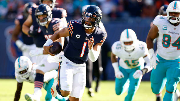 Bears Place Khalil Herbert on IR, Make Pair of Waiver Moves - On Tap Sports  Net