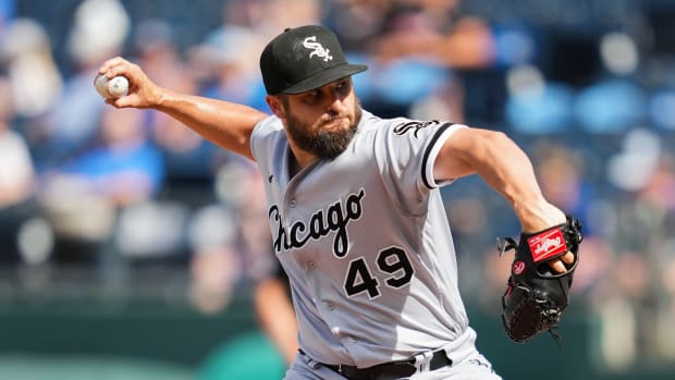May 19, 2022; Kansas City, Missouri, USA; Chicago White Sox relief pitcher Kendall Graveman (49) pitches against the Kansas City Royals during the eighth inning at Kauffman Stadium.