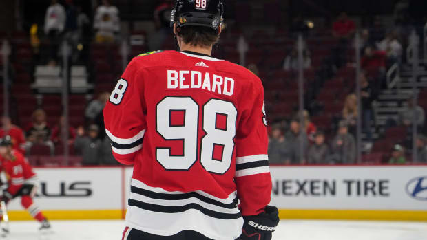 Blackhawks Announce Reverse Retro Jersey Schedule - On Tap Sports Net