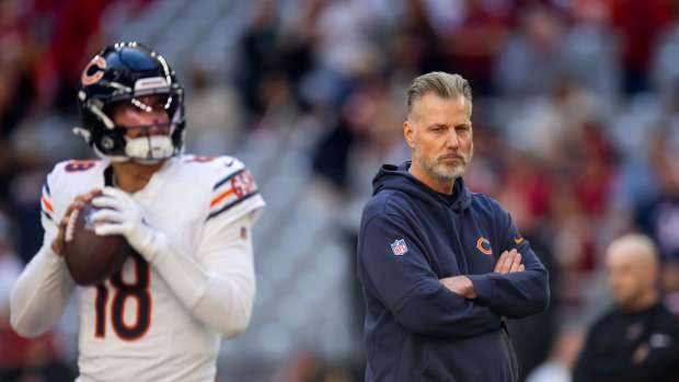 Nov 3, 2024; Glendale, Arizona, USA; Chicago Bears head coach Matt Eberflus watches quarterback Caleb Williams (18) prior to the game against the Arizona Cardinals at State Farm Stadium.