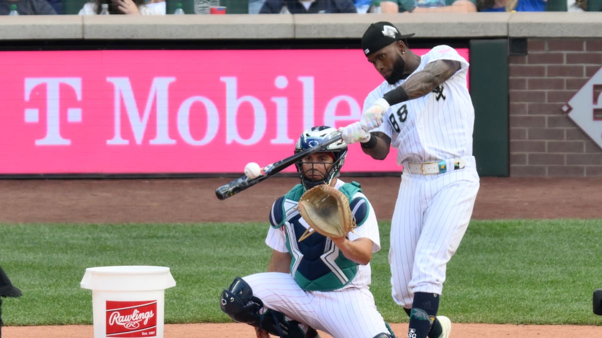 White Sox' Luis Robert to end season on injured list - Chicago Sun-Times