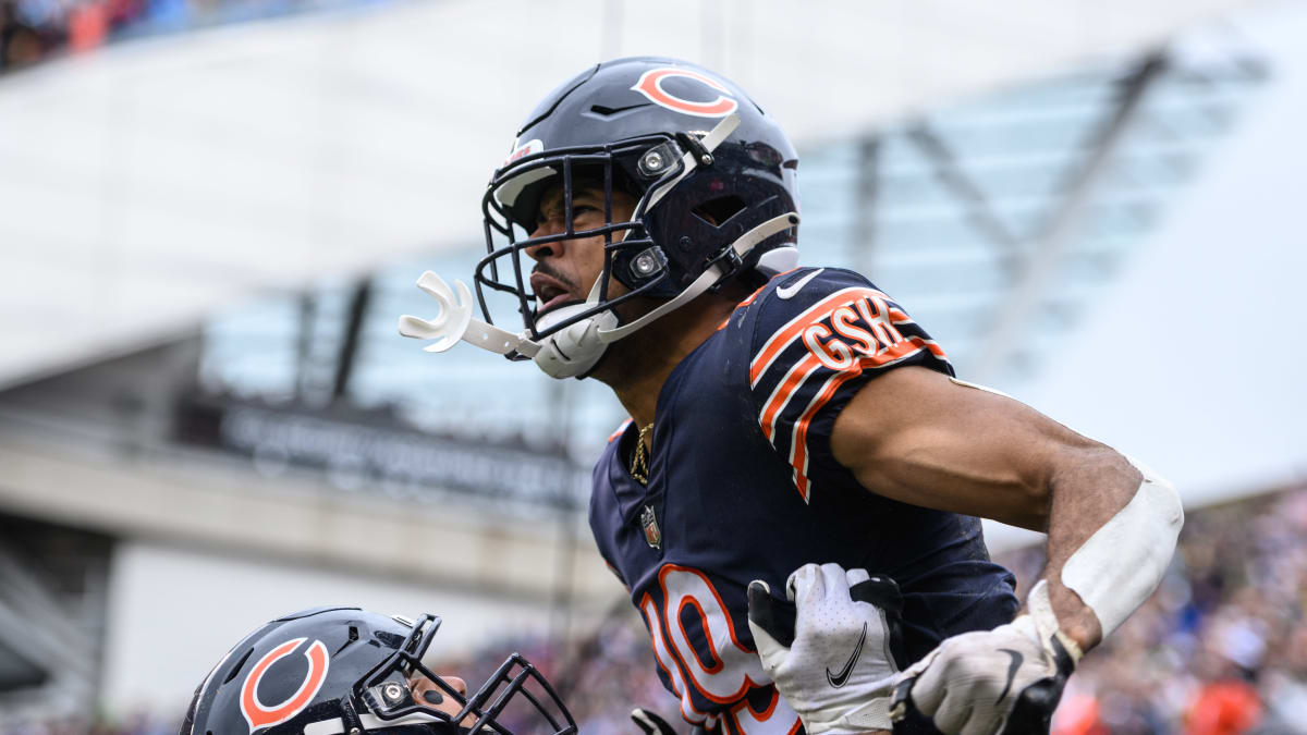 Equanimeous St. Brown injury update: Bears WR ruled out in Week 16 -  DraftKings Network