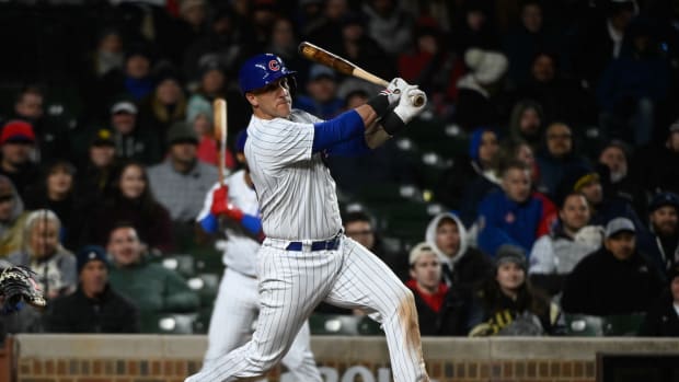 Chicago Cubs catcher Yan Gomes (15) in the top of the fourth