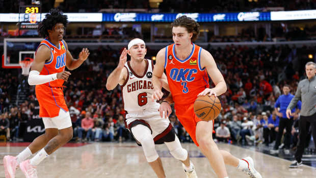 Chicago Bulls Trade Alex Caruso To Oklahoma City Thunder For Josh ...