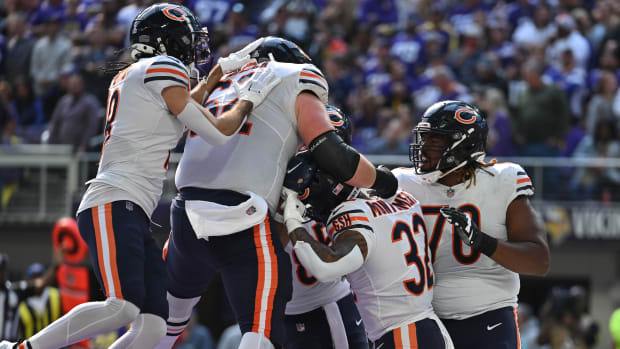 Bears Lose To The Vikings 29-22 With Heartbreaking Turnover - On Tap Sports  Net