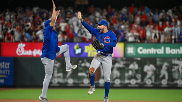 Chicago Cubs Shortstop Nico Hoerner Snubbed from Gold Glove