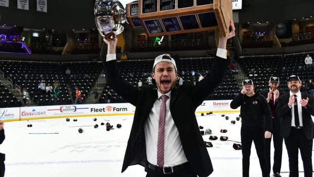 New Chicago Wolves coach Brock Sheahan brings a tradition of winning by trusting the process from the USHL's Chicago Steel to the AHL with the Wolves.