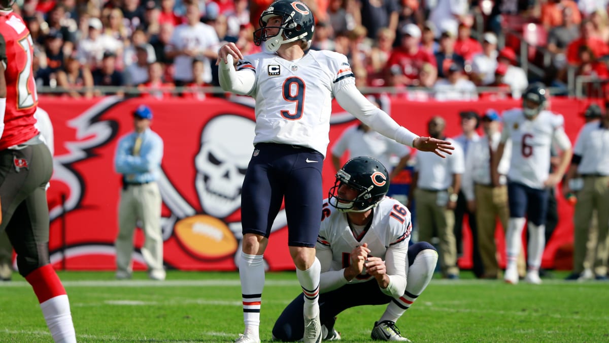 Why Tom Waddle says there's no reason to shut down Bears' Fields