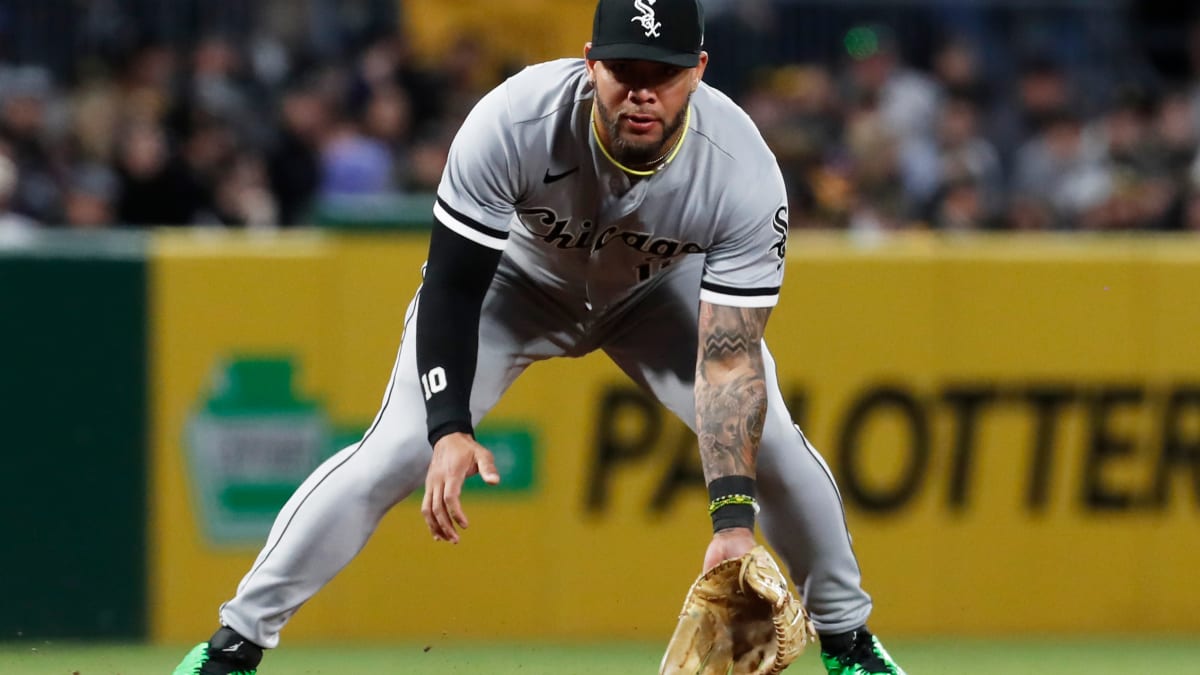 Yoan Moncada strikes out swinging., 07/11/2022