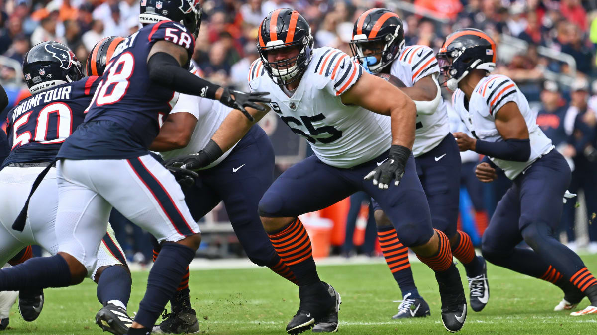 Chicago Bears Are Sinking Fast Behind A Weak Offensive Line