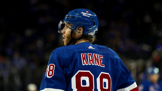 Blackhawks Franchise Icon Patrick Kane Signs with Detroit Red