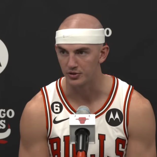 Alex Caruso speaks to reporters at his press conference during Chicago Bulls' media day 2022