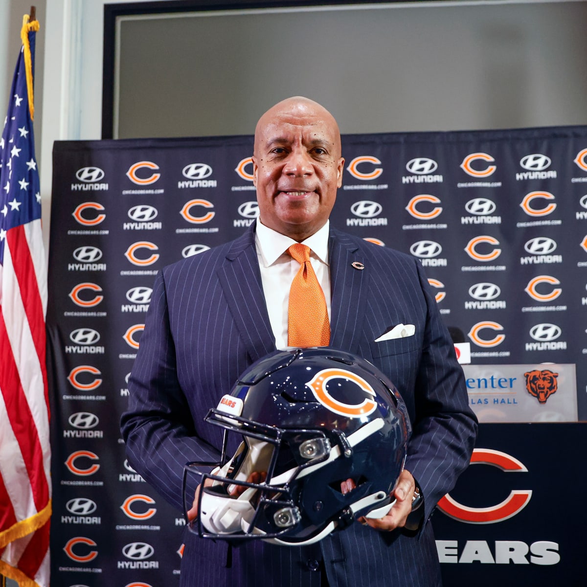 Chicago Bears hire Kevin Warren, former Vikings COO, as team president -  CBS Minnesota