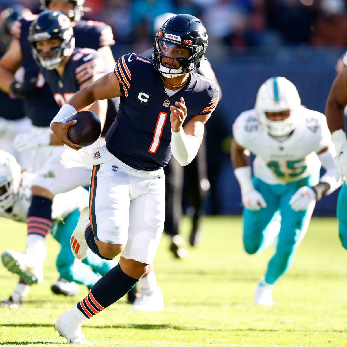 Bears defense didn't give QB Justin Fields 'enough help'