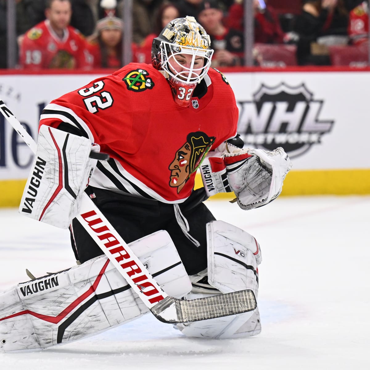 Blackhawks lose another goalie, blown out by Jets