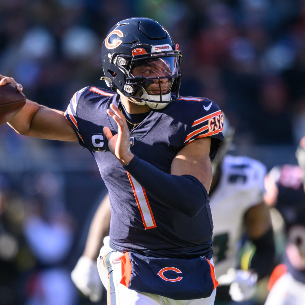 Bears Fall To Eagles 25-20, Lose Several Players To Injury - On Tap Sports  Net