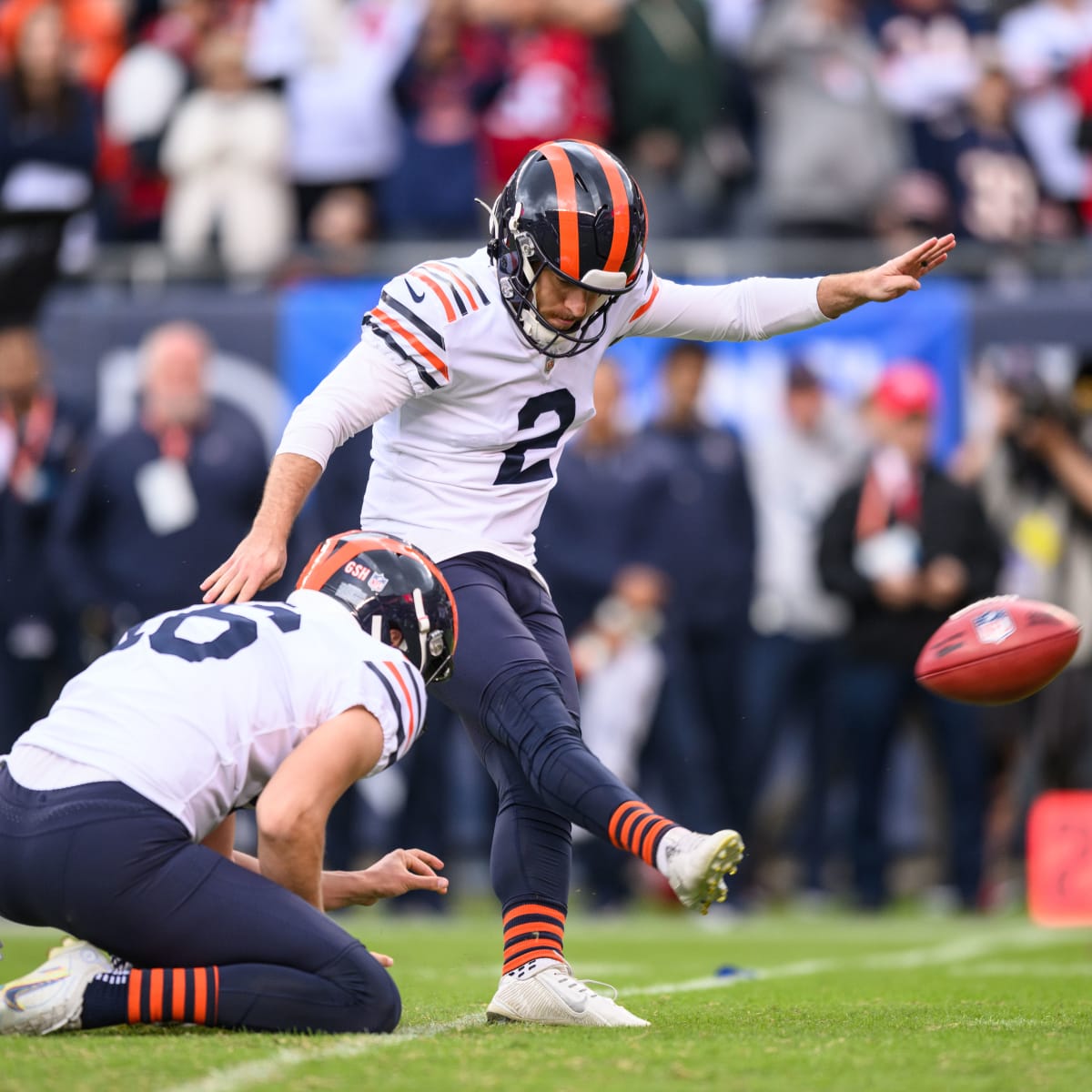 Chicago Bears sign kicker Michael Badgley with Cairo Santos questionable -  ESPN