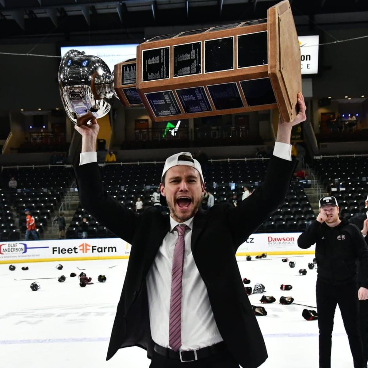 Chicago Wolves Hire Chicago Steel's Brock Sheahan as Head Coach - On Tap  Sports Net