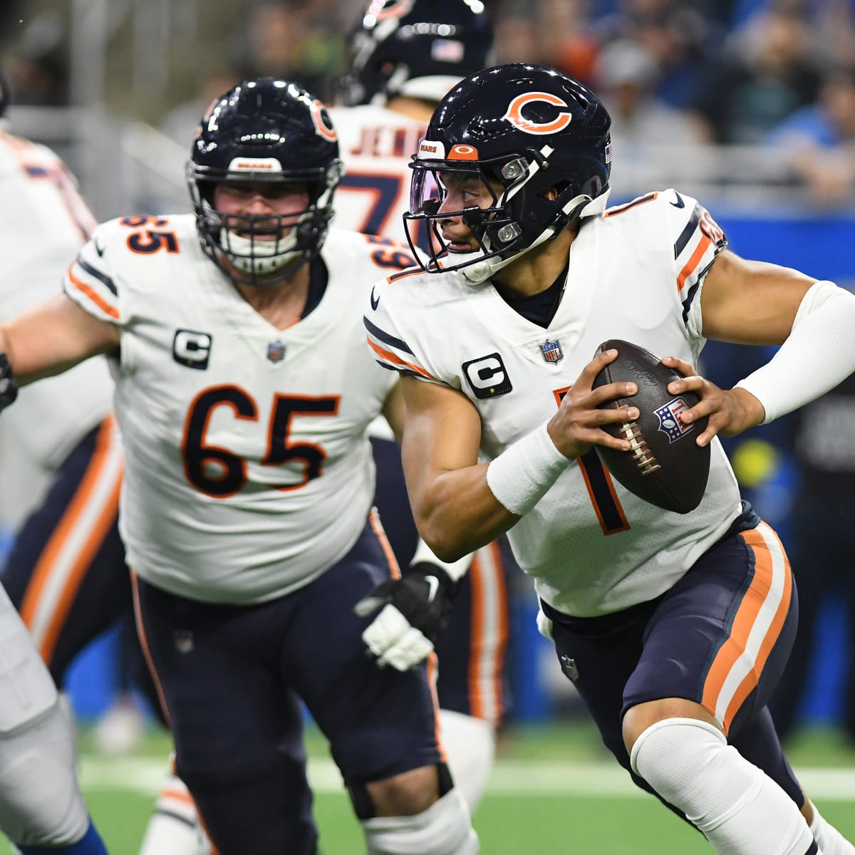 Chicago Bears QB Justin Fields records 'most impressive disastrous