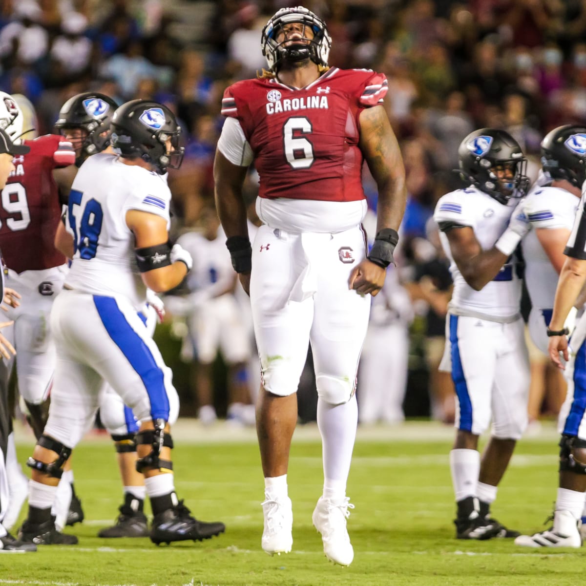 Zacch Pickens Selected by the Chicago Bears in the Third Round – University  of South Carolina Athletics