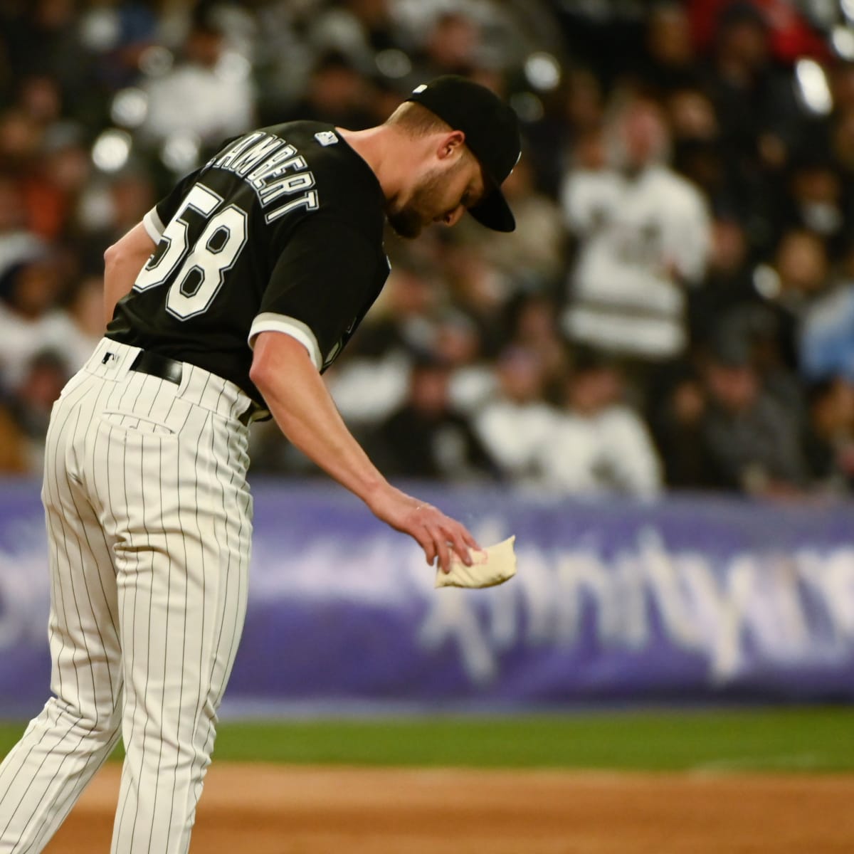 White Sox's Luis Robert benched for jogging out grounder; team