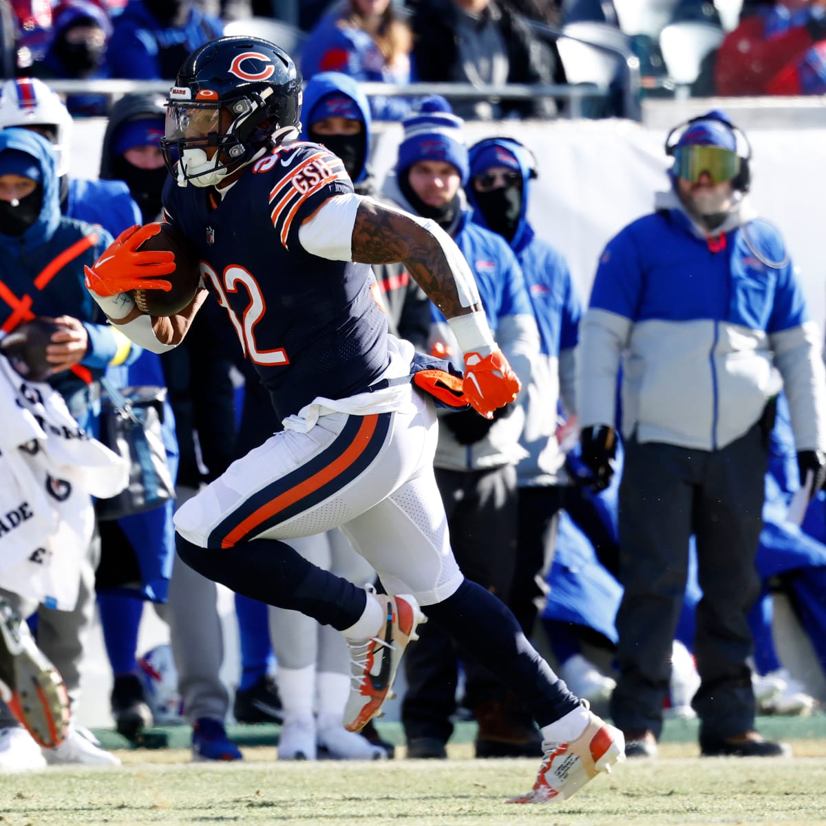 October 03, 2021: Chicago, Illinois, U.S. - Bears #32 David Montgomery  warms up before the NFL Game between the Detroit Lions and Chicago Bears at  Soldier Field in Chicago, IL. Photographer: Mike