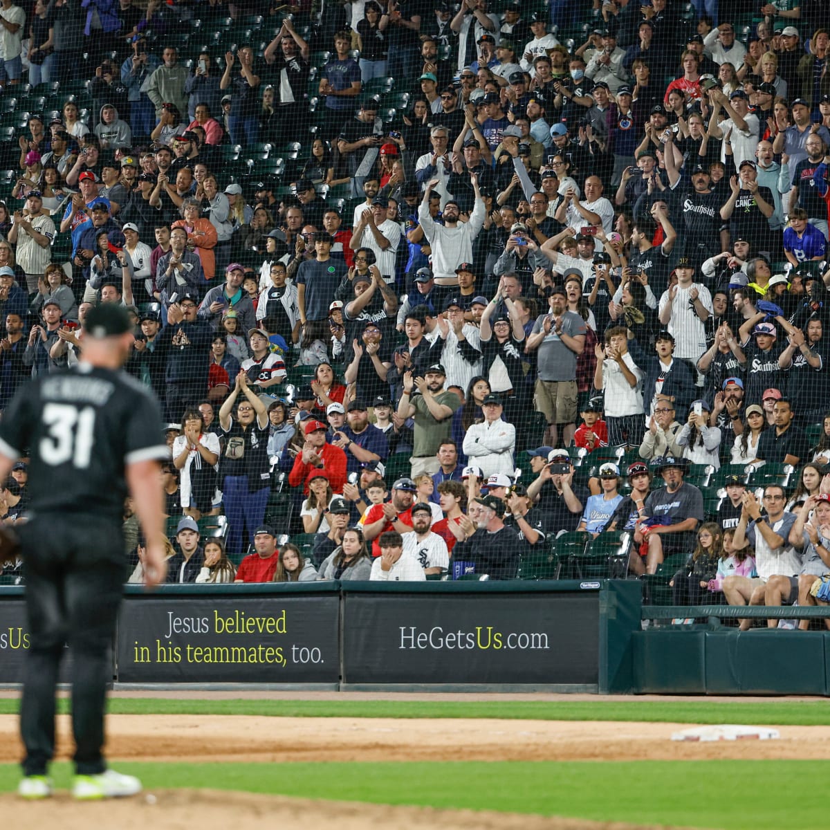 Chicago White Sox' Liam Hendriks Takes Another Step in Return From Elbow  Injury - Fastball