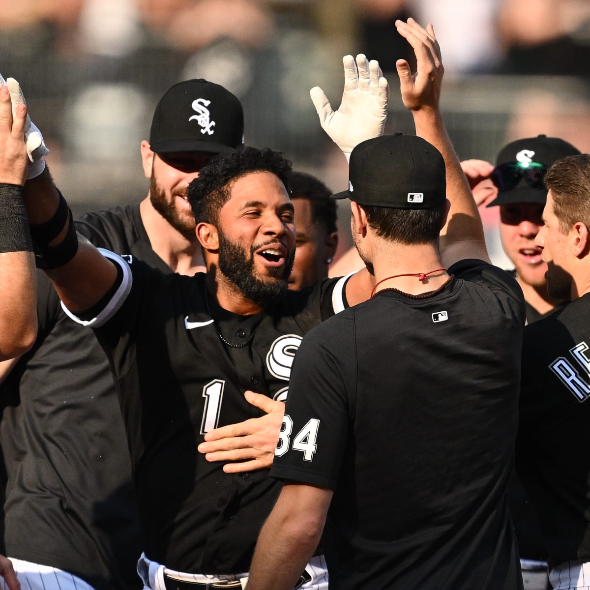 White Sox' Elvis Andrus hits leadoff blast for 100th career home run - On  Tap Sports Net