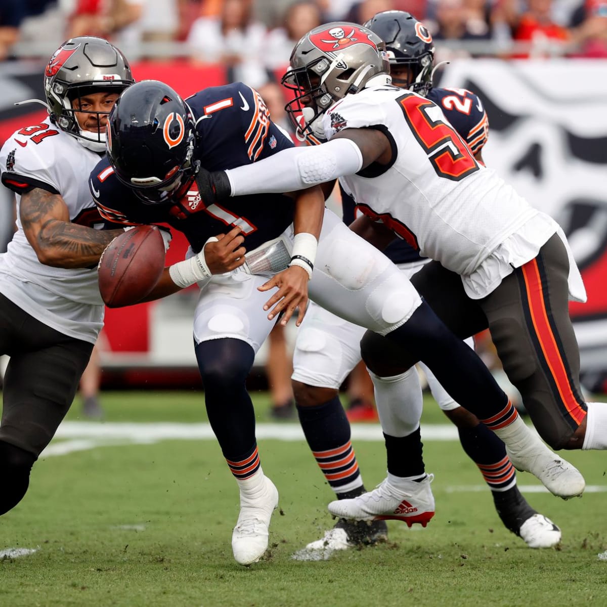 Bears' Hicks ejected from Sunday's win over Bucs