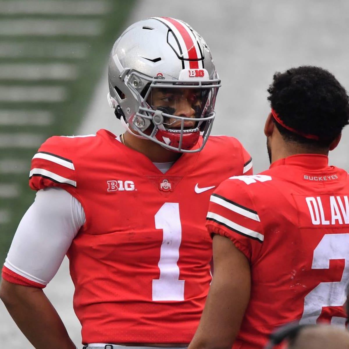 If The Chicago Bears Reunite Justin Fields With Chris Olave, They Win The  NFL Draft - On Tap Sports Net