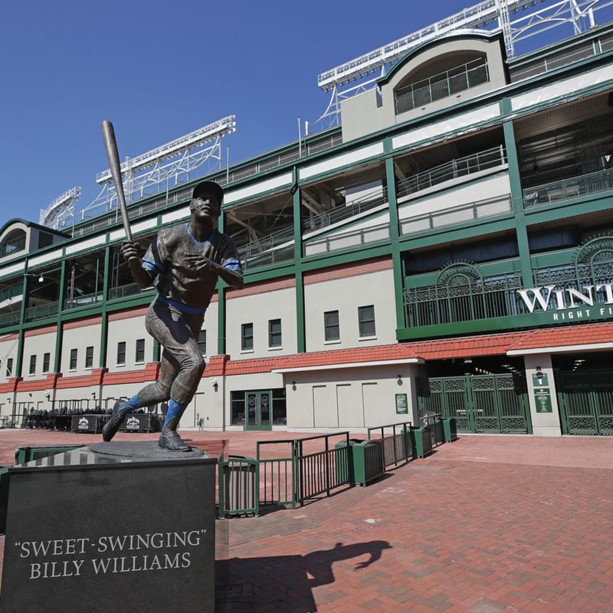 Cubs' Move Santo, Williams Statues Causing Quite the Uproar - On