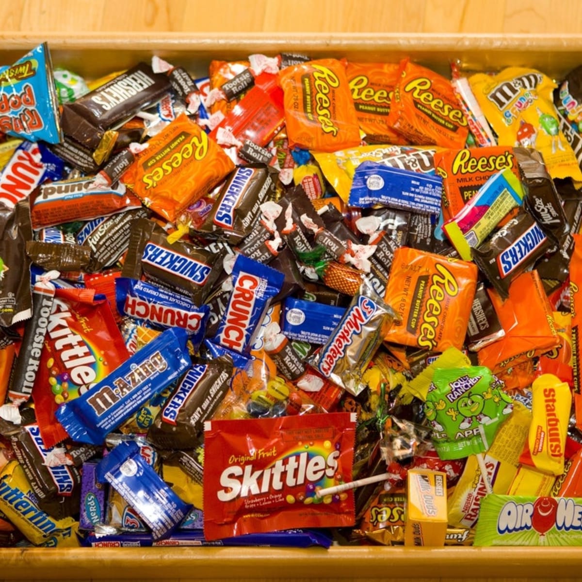 The Best Candy for People With Diabetes: M&M'S, Skittles, Reese's, and More