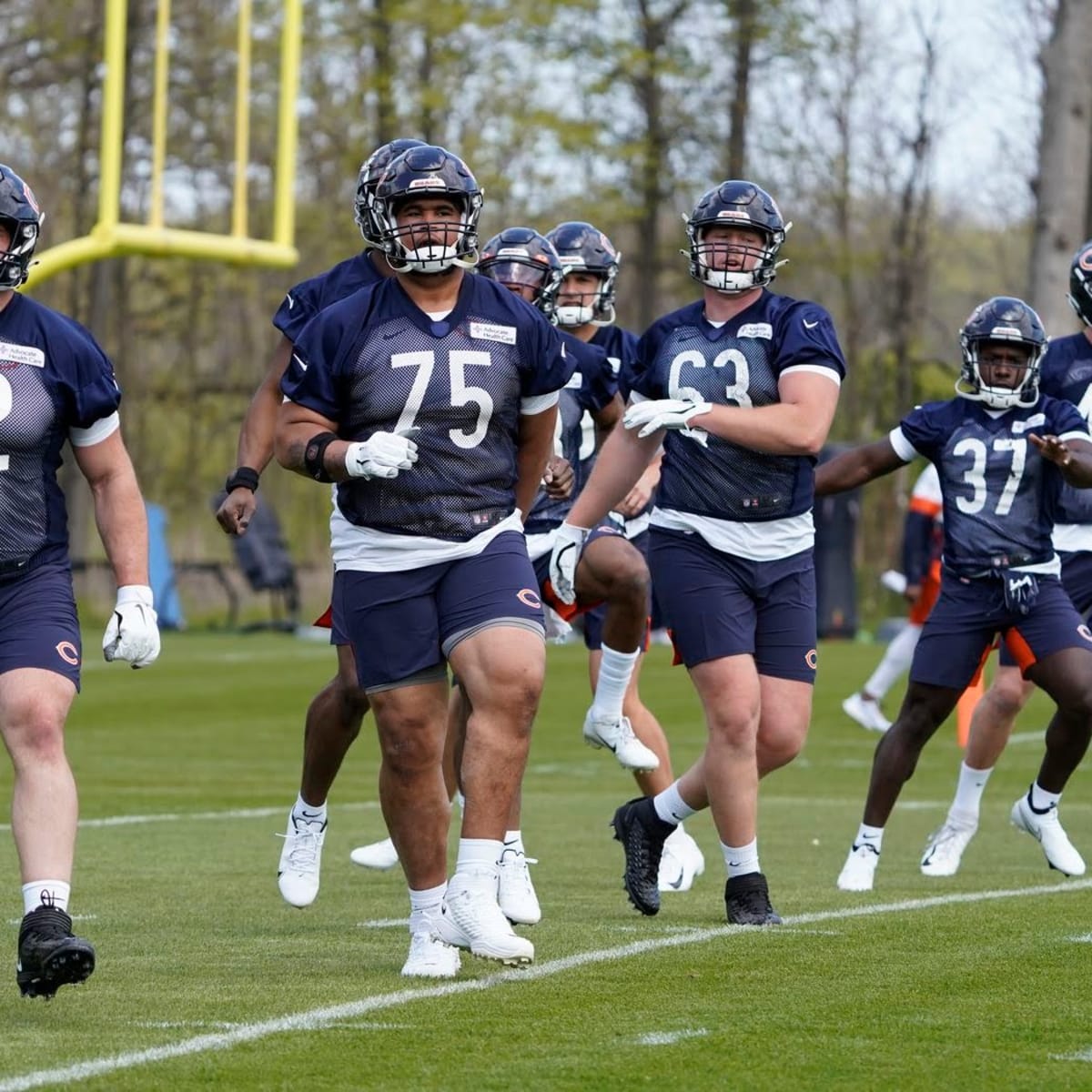 Bears OL Larry Borom in concussion protocol, won't practice Friday