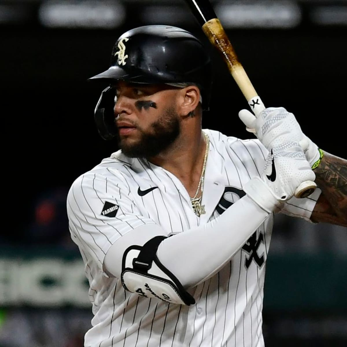 White Sox's Yoan Moncada on COVID-19: 'Definitely my body hasn't felt the  same after the virus' 