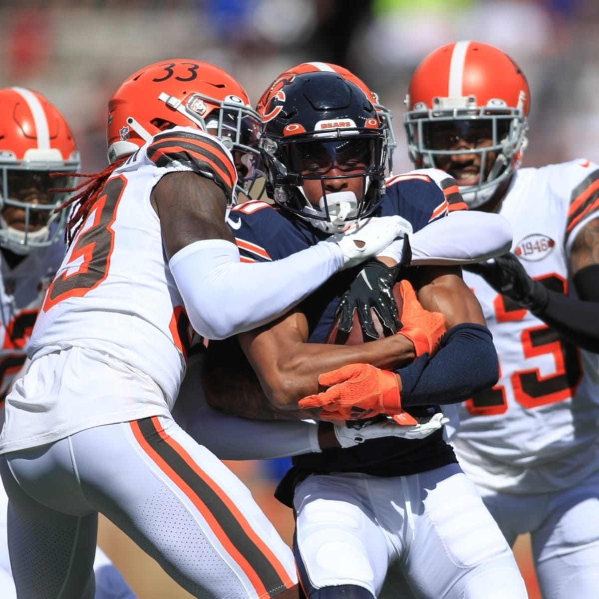 Bears offensive line has surprisingly kept Jay Cutler upright