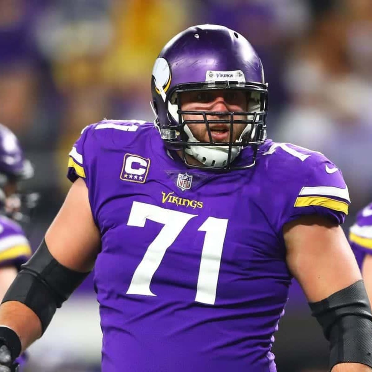 Chicago Bears sign veteran OL Riley Reiff