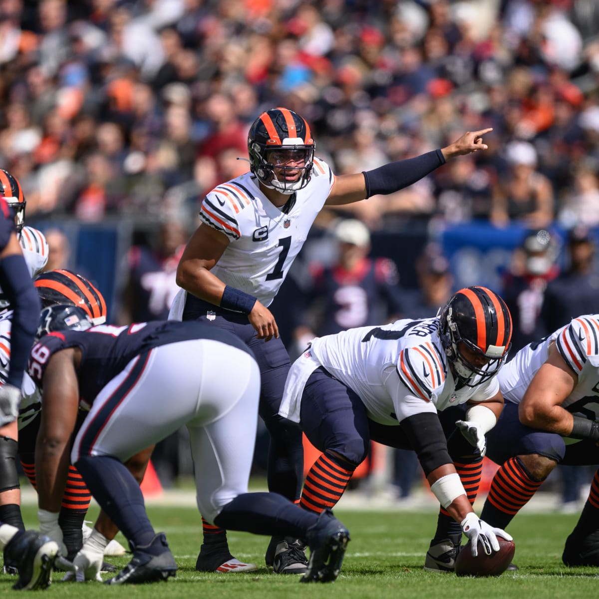 Bears QB Justin Fields after win vs. Texans: 'I played like trash'