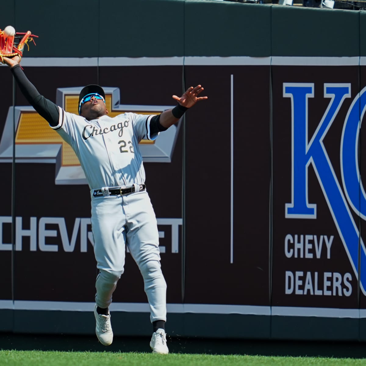 Cole Ragans continues to dominate as Royals take opener over White Sox 12-1