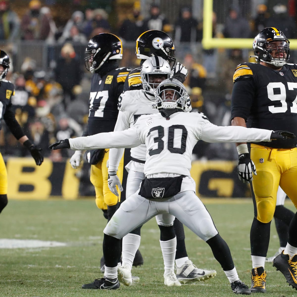 Steelers try to stay hot against Bears